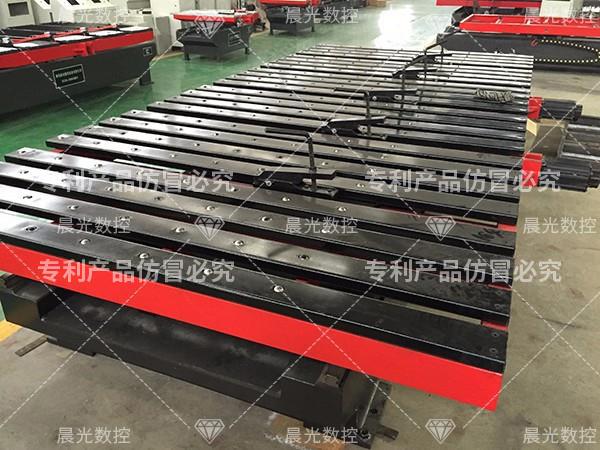 怎樣避免數(shù)控送料機(jī)操作的失誤？